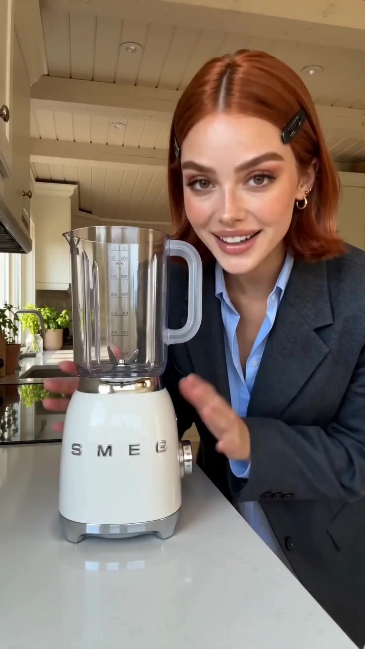 Blender Smoothie UGC